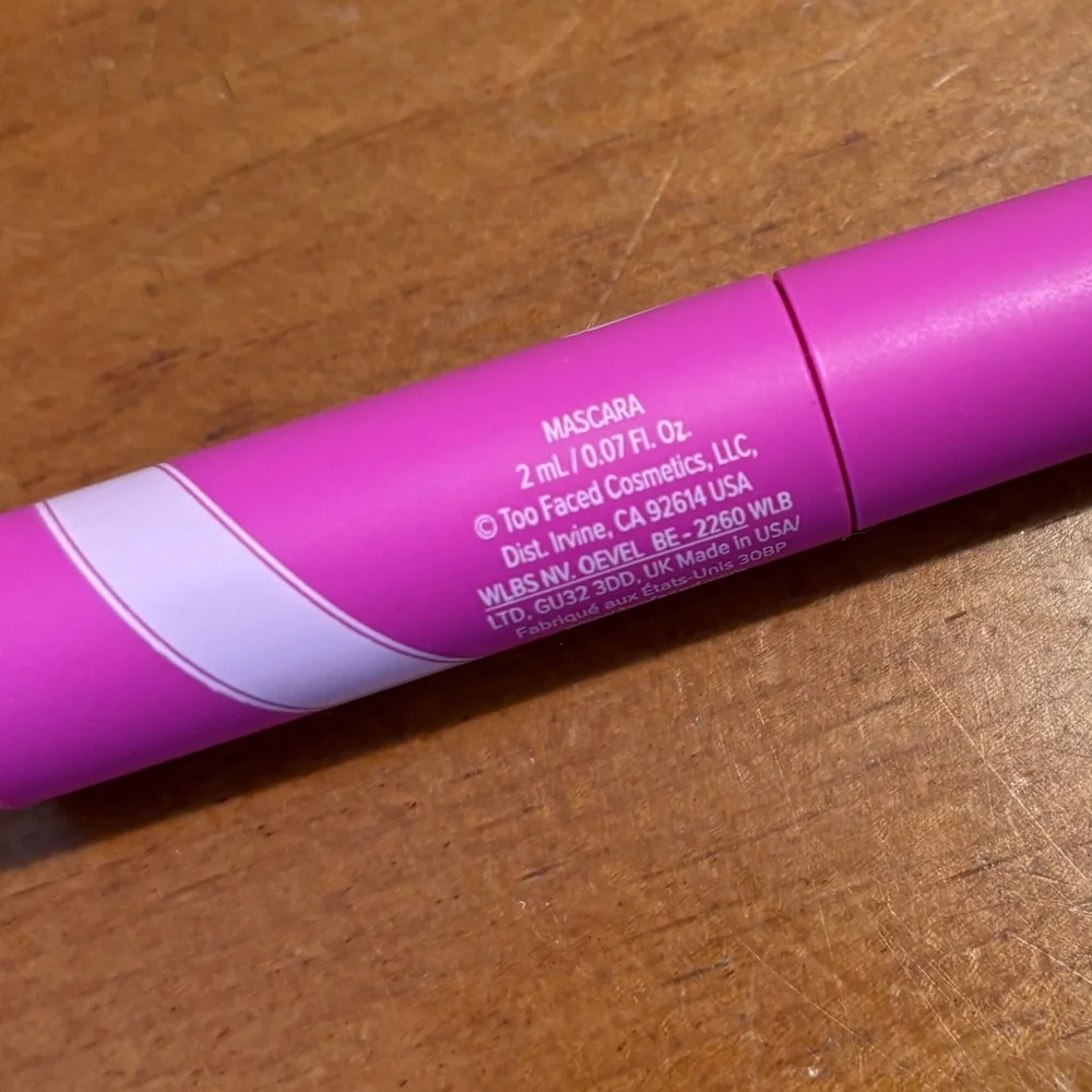 Too Faced Ribbon Wrapped Lash Extreme Length Tubing Mascara